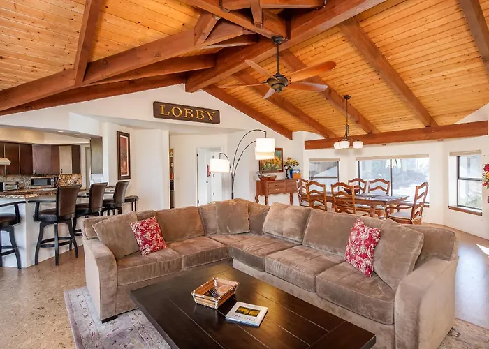 Holiday home Private-red Rock Views -fire Pit-hot Tub-location *